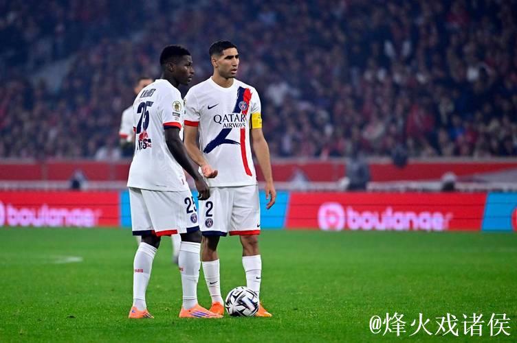 进球大战!巴黎圣日耳曼3-3斯特拉斯堡仅1分领跑 进球大战!巴黎圣日耳曼3-3斯特拉斯堡仅1分领跑