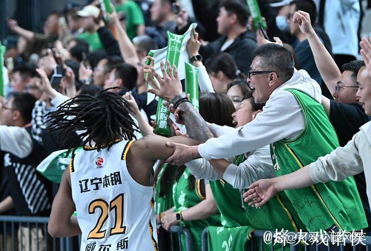 幸亏没续约!辽篮前外援断崖下滑,还索要高薪 幸亏没续约!辽篮前外援断崖下滑,还索要高薪