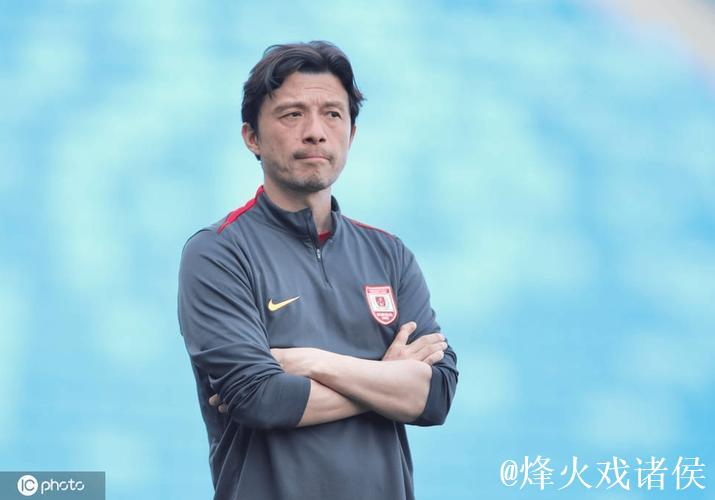 亚泰官宣谢晖下课 压着打代言人难逃二年级魔咒 亚泰官宣谢晖下课 压着打代言人难逃二年级魔咒